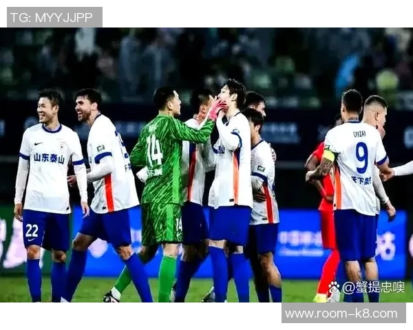 高准翼谈防守策略:面对费莱尼坚持缠斗奥斯卡的表现让我印象深刻 高准翼谈防守策略:面对费莱尼坚持缠斗奥斯卡的表现让我印象深刻